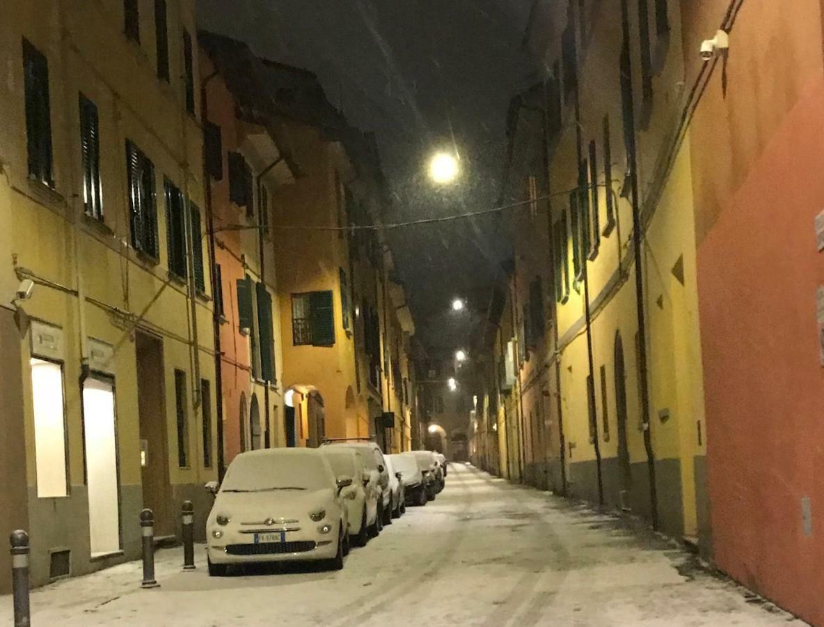Ferienwohnung The Pianist S House In The Heart Of Bologna Exterior foto